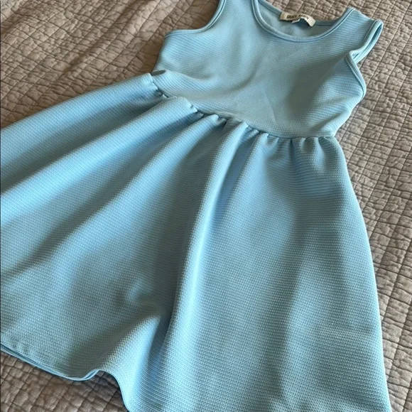 Blue Sleeveless Kids Dress - Picture 3 of 5